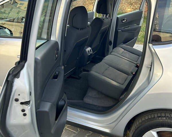 Серый Пежо 3008, объемом двигателя 1.6 л и пробегом 156 тыс. км за 8000 $, фото 17 на Automoto.ua