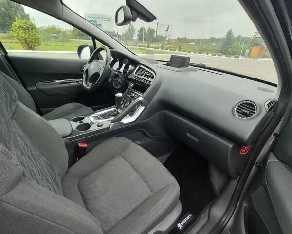 Пежо 3008 2013 в Львове на Automoto.ua Серый Пежо 3008, объемом двигателя 2 л и пробегом 228 тыс. км за 11400 $, фото 25 на Automoto.ua