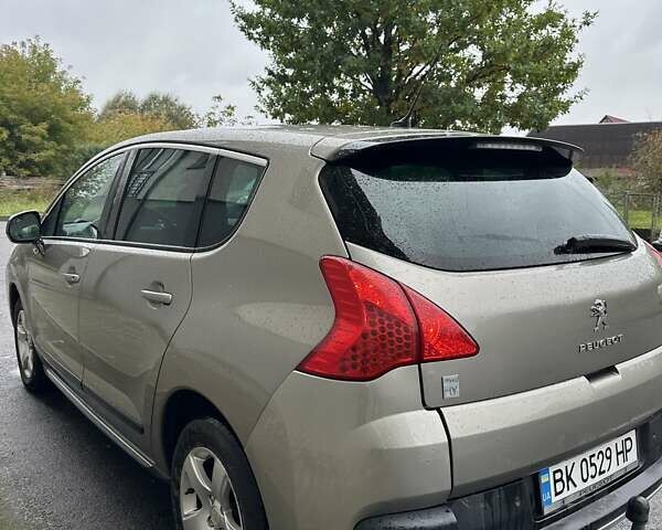 Серый Пежо 3008, объемом двигателя 2 л и пробегом 247 тыс. км за 9950 $, фото 14 на Automoto.ua