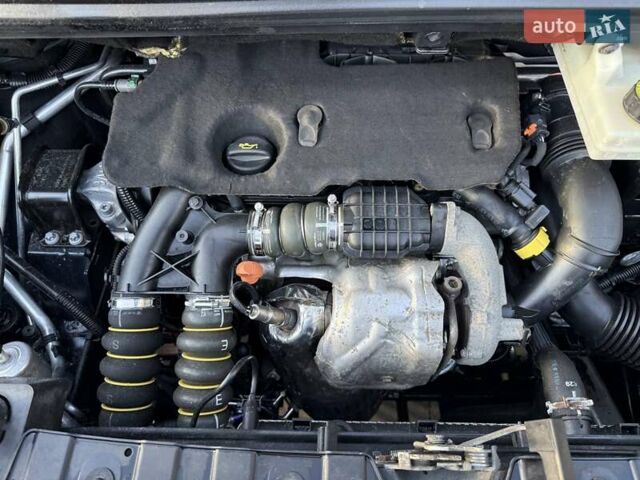 Серый Пежо 3008, объемом двигателя 1.6 л и пробегом 231 тыс. км за 9350 $, фото 24 на Automoto.ua