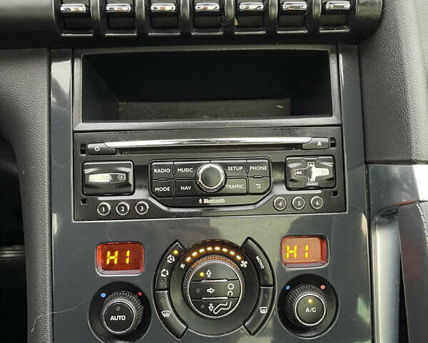 Серый Пежо 3008, объемом двигателя 1.6 л и пробегом 123 тыс. км за 9450 $, фото 27 на Automoto.ua