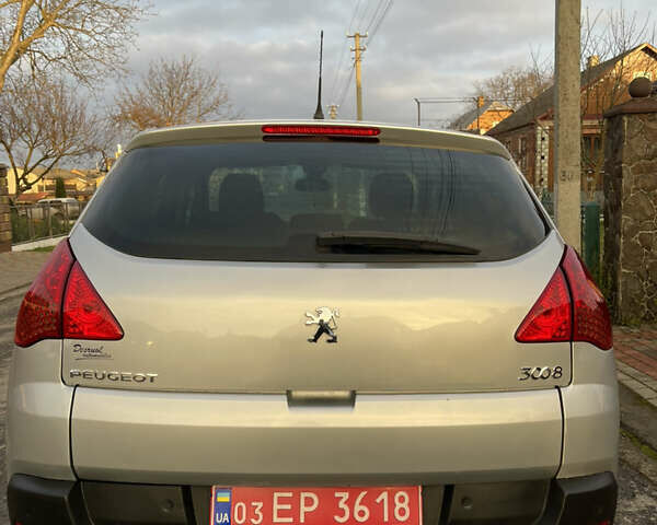 Серый Пежо 3008, объемом двигателя 1.6 л и пробегом 123 тыс. км за 9450 $, фото 9 на Automoto.ua