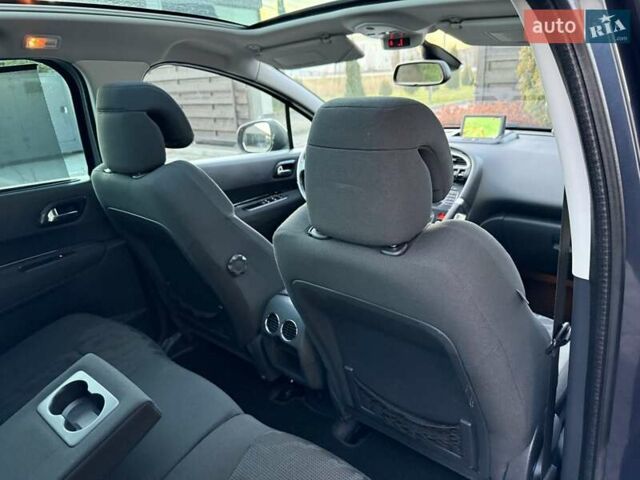 Серый Пежо 3008, объемом двигателя 1.6 л и пробегом 231 тыс. км за 9350 $, фото 82 на Automoto.ua