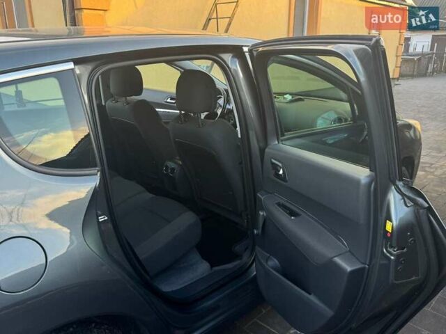 Серый Пежо 3008, объемом двигателя 1.56 л и пробегом 227 тыс. км за 9500 $, фото 17 на Automoto.ua