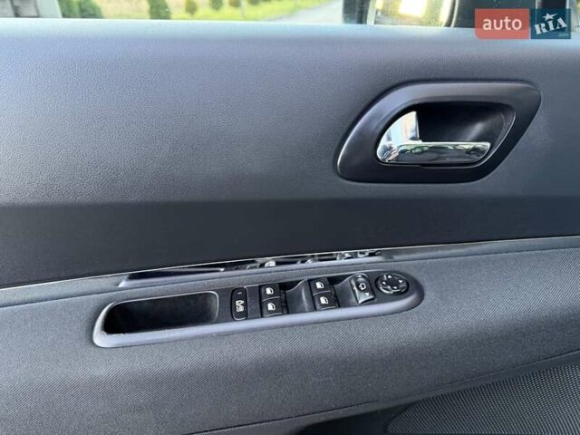 Серый Пежо 3008, объемом двигателя 1.6 л и пробегом 231 тыс. км за 9350 $, фото 29 на Automoto.ua