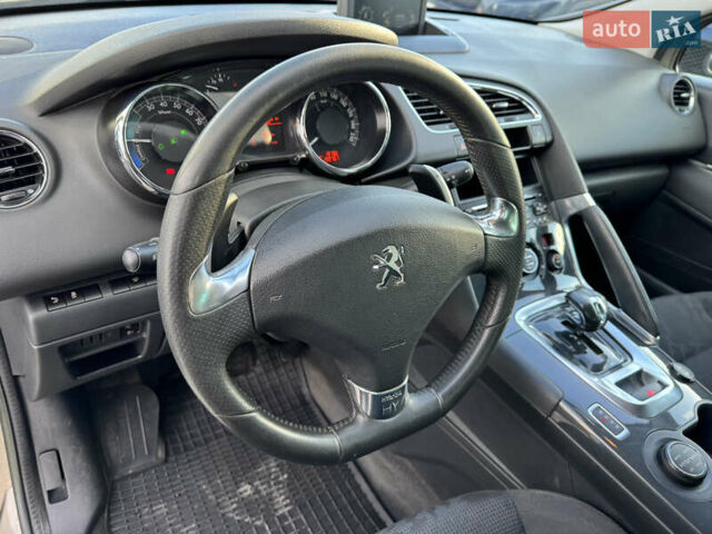 Серый Пежо 3008, объемом двигателя 2 л и пробегом 199 тыс. км за 9400 $, фото 18 на Automoto.ua