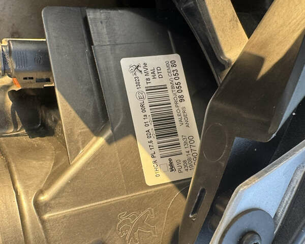 Серый Пежо 3008, объемом двигателя 1.6 л и пробегом 229 тыс. км за 11699 $, фото 36 на Automoto.ua