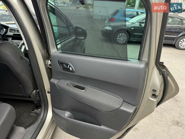 Сірий Пежо 3008, об'ємом двигуна 1.56 л та пробігом 332 тис. км за 8800 $, фото 24 на Automoto.ua