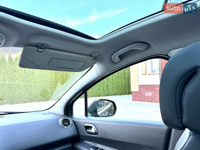 Пежо 3008 2014 у Самборе на Automoto.ua Сірий Пежо 3008, об'ємом двигуна 1.6 л та пробігом 137 тис. км за 10999 $, фото 55 на Automoto.ua