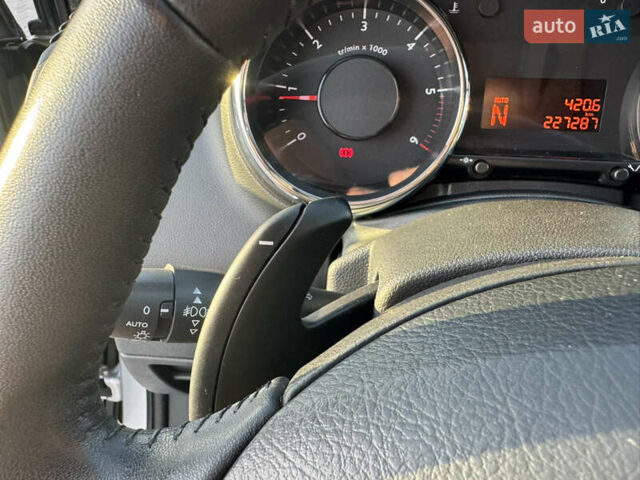 Серый Пежо 3008, объемом двигателя 1.6 л и пробегом 229 тыс. км за 11699 $, фото 18 на Automoto.ua