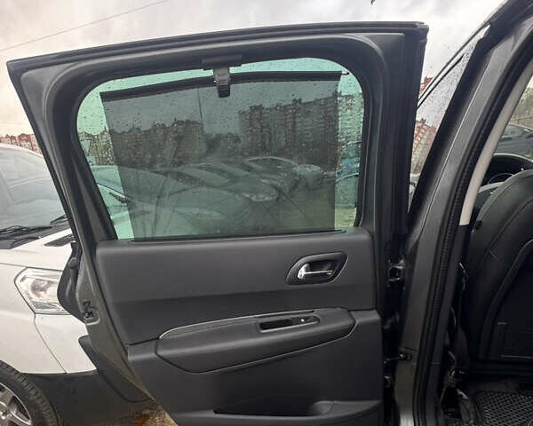 Сірий Пежо 3008, об'ємом двигуна 1.6 л та пробігом 221 тис. км за 10200 $, фото 8 на Automoto.ua