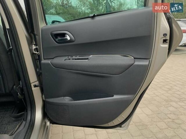 Серый Пежо 3008, объемом двигателя 1.6 л и пробегом 192 тыс. км за 10955 $, фото 29 на Automoto.ua