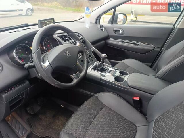 Серый Пежо 3008, объемом двигателя 2.01 л и пробегом 205 тыс. км за 11950 $, фото 9 на Automoto.ua