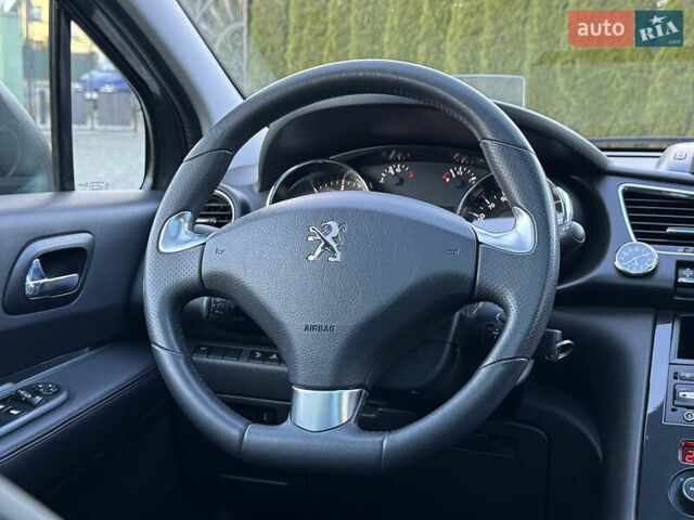 Пежо 3008 2014 у Самборе на Automoto.ua Сірий Пежо 3008, об'ємом двигуна 1.6 л та пробігом 137 тис. км за 10999 $, фото 59 на Automoto.ua