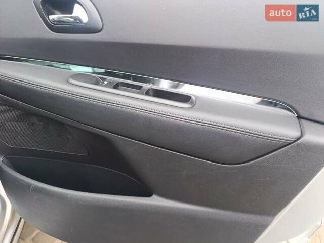 Серый Пежо 3008, объемом двигателя 2.01 л и пробегом 205 тыс. км за 11950 $, фото 24 на Automoto.ua