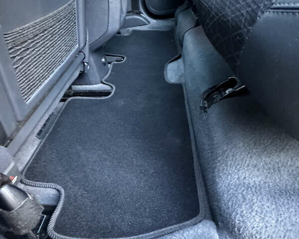 Пежо 3008 2014 у Самборе на Automoto.ua Сірий Пежо 3008, об'ємом двигуна 1.6 л та пробігом 137 тис. км за 10999 $, фото 47 на Automoto.ua