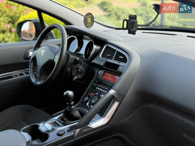 Пежо 3008 2014 в Стрые на Automoto.ua Серый Пежо 3008, объемом двигателя 1.6 л и пробегом 235 тыс. км за 10350 $, фото 59 на Automoto.ua