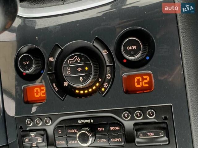 Серый Пежо 3008, объемом двигателя 1.6 л и пробегом 192 тыс. км за 10955 $, фото 49 на Automoto.ua