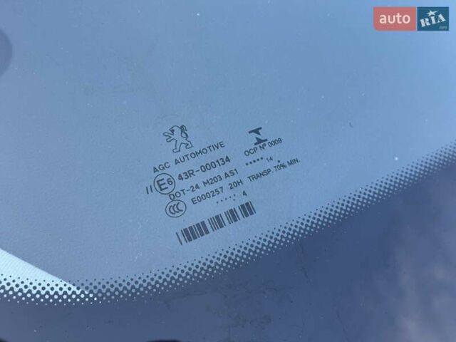 Пежо 3008 2014 в Стрые на Automoto.ua Серый Пежо 3008, объемом двигателя 1.6 л и пробегом 235 тыс. км за 10350 $, фото 63 на Automoto.ua