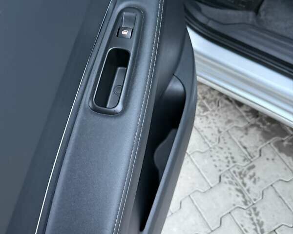 Сірий Пежо 3008, об'ємом двигуна 1.6 л та пробігом 195 тис. км за 10699 $, фото 35 на Automoto.ua