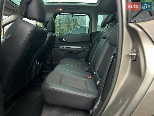 Серый Пежо 3008, объемом двигателя 2 л и пробегом 217 тыс. км за 12000 $, фото 16 на Automoto.ua