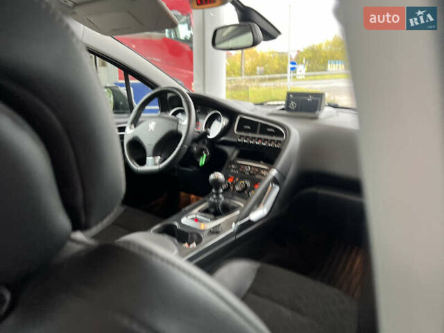 Пежо 3008 2014 в Львове на Automoto.ua Серый Пежо 3008, объемом двигателя 1.6 л и пробегом 190 тыс. км за 10700 $, фото 45 на Automoto.ua