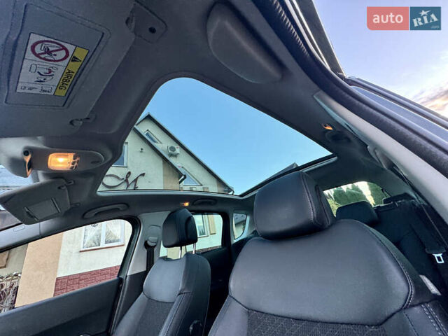 Пежо 3008 2014 у Самборе на Automoto.ua Сірий Пежо 3008, об'ємом двигуна 1.6 л та пробігом 137 тис. км за 10999 $, фото 44 на Automoto.ua