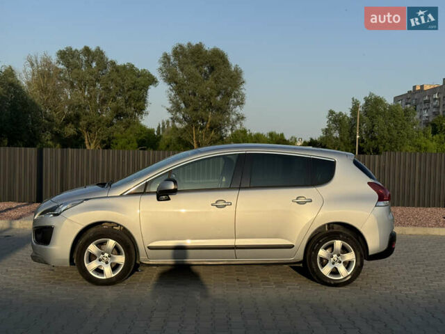 Серый Пежо 3008, объемом двигателя 1.6 л и пробегом 229 тыс. км за 11699 $, фото 2 на Automoto.ua