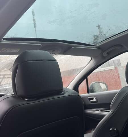 Серый Пежо 3008, объемом двигателя 1.6 л и пробегом 221 тыс. км за 11199 $, фото 1 на Automoto.ua