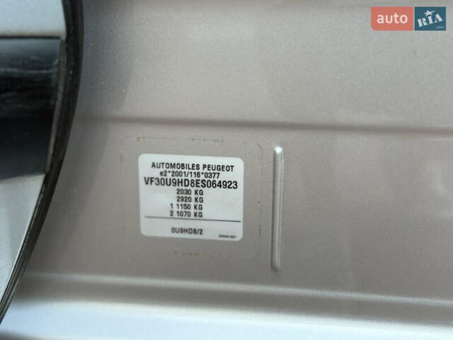 Пежо 3008 2014 в Стрые на Automoto.ua Серый Пежо 3008, объемом двигателя 1.6 л и пробегом 235 тыс. км за 10350 $, фото 51 на Automoto.ua