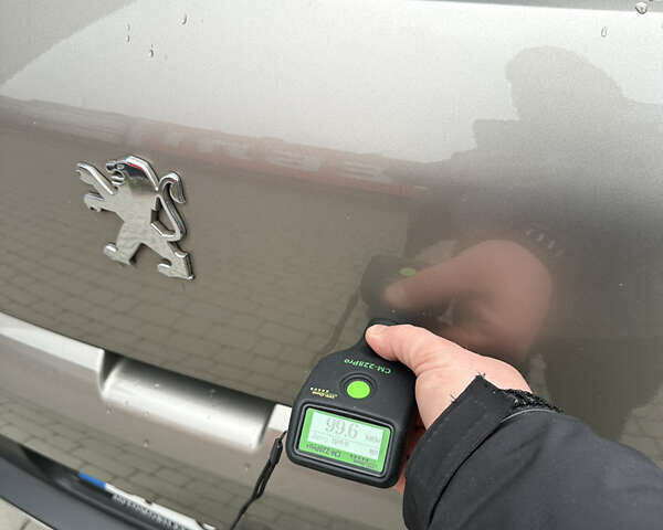 Серый Пежо 3008, объемом двигателя 1.6 л и пробегом 208 тыс. км за 9750 $, фото 52 на Automoto.ua