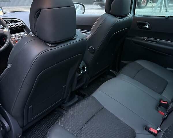 Сірий Пежо 3008, об'ємом двигуна 1.6 л та пробігом 195 тис. км за 10699 $, фото 34 на Automoto.ua