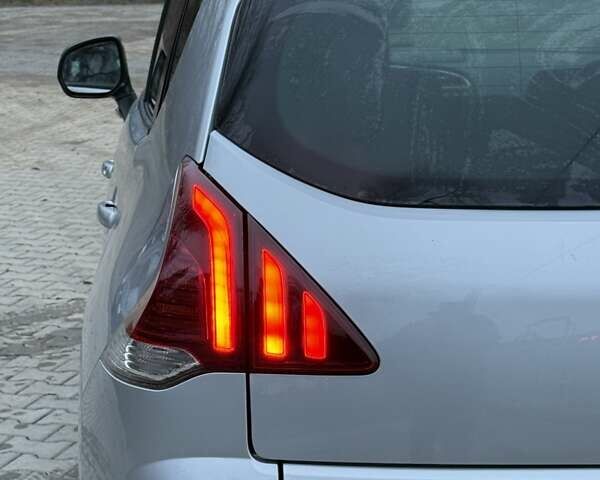 Сірий Пежо 3008, об'ємом двигуна 1.6 л та пробігом 195 тис. км за 10699 $, фото 11 на Automoto.ua