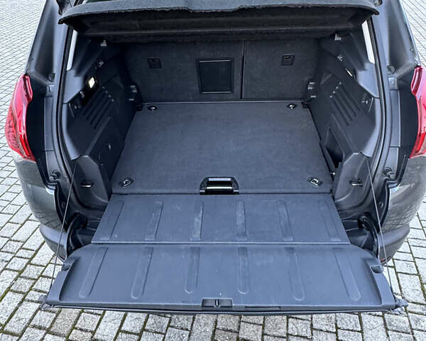 Пежо 3008 2014 у Самборе на Automoto.ua Сірий Пежо 3008, об'ємом двигуна 1.6 л та пробігом 137 тис. км за 10999 $, фото 87 на Automoto.ua