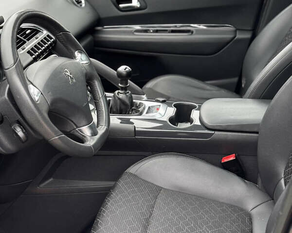 Сірий Пежо 3008, об'ємом двигуна 1.6 л та пробігом 221 тис. км за 9400 $, фото 34 на Automoto.ua