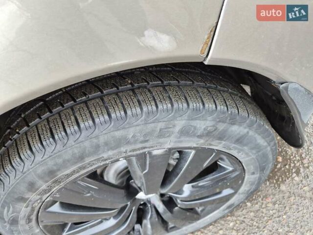 Серый Пежо 3008, объемом двигателя 2 л и пробегом 226 тыс. км за 11000 $, фото 9 на Automoto.ua