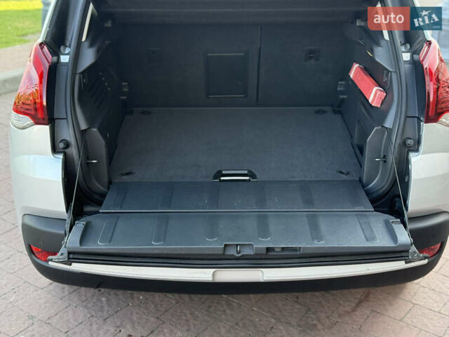 Сірий Пежо 3008, об'ємом двигуна 1.6 л та пробігом 235 тис. км за 10333 $, фото 64 на Automoto.ua