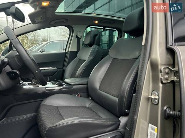 Серый Пежо 3008, объемом двигателя 2 л и пробегом 217 тыс. км за 12000 $, фото 10 на Automoto.ua