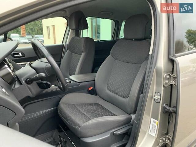 Серый Пежо 3008, объемом двигателя 1.6 л и пробегом 192 тыс. км за 10955 $, фото 24 на Automoto.ua