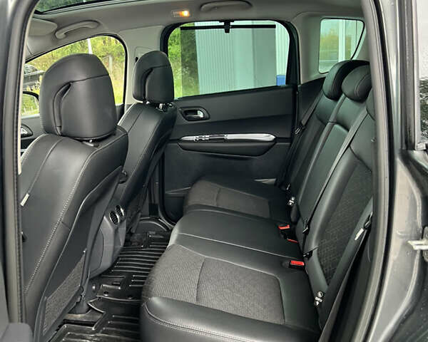 Пежо 3008 2014 в Львове на Automoto.ua Серый Пежо 3008, объемом двигателя 1.6 л и пробегом 190 тыс. км за 10700 $, фото 25 на Automoto.ua