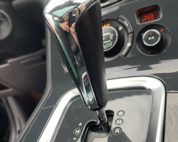 Сірий Пежо 3008, об'ємом двигуна 1.6 л та пробігом 199 тис. км за 10999 $, фото 136 на Automoto.ua