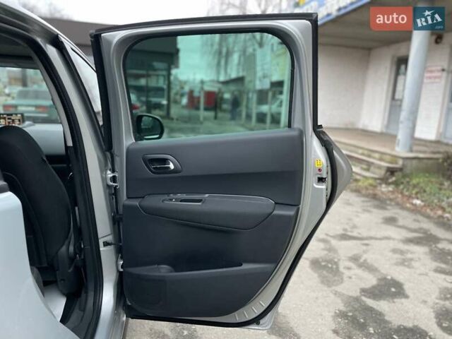 Серый Пежо 3008, объемом двигателя 1.6 л и пробегом 228 тыс. км за 12600 $, фото 35 на Automoto.ua