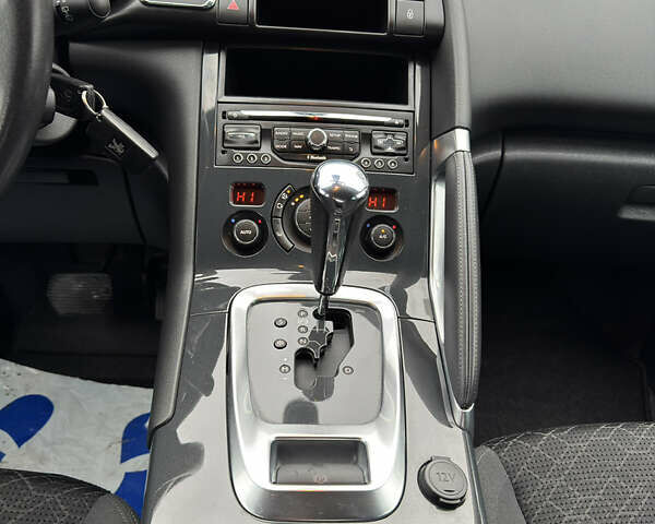 Серый Пежо 3008, объемом двигателя 1.6 л и пробегом 171 тыс. км за 14600 $, фото 49 на Automoto.ua