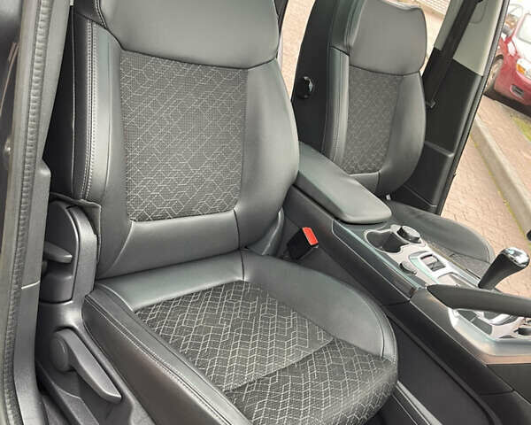 Сірий Пежо 3008, об'ємом двигуна 1.6 л та пробігом 199 тис. км за 10999 $, фото 113 на Automoto.ua