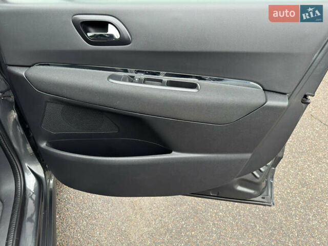 Серый Пежо 3008, объемом двигателя 1.6 л и пробегом 171 тыс. км за 14600 $, фото 33 на Automoto.ua