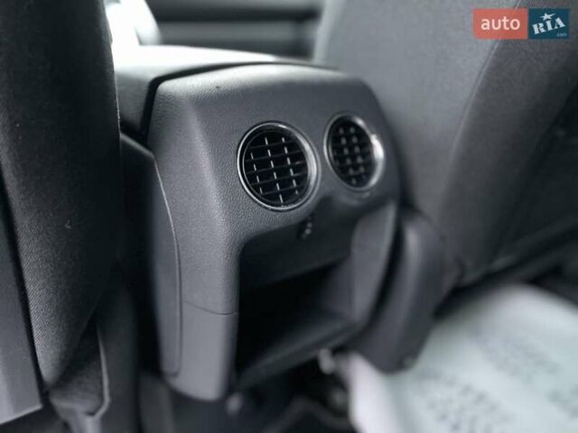 Серый Пежо 3008, объемом двигателя 1.6 л и пробегом 228 тыс. км за 12600 $, фото 28 на Automoto.ua