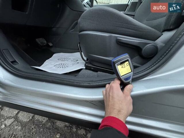 Серый Пежо 3008, объемом двигателя 1.6 л и пробегом 228 тыс. км за 12600 $, фото 84 на Automoto.ua