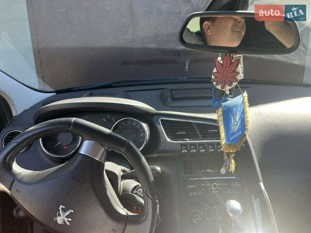Сірий Пежо 3008, об'ємом двигуна 1.6 л та пробігом 181 тис. км за 13508 $, фото 7 на Automoto.ua