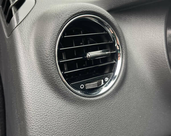 Сірий Пежо 3008, об'ємом двигуна 1.6 л та пробігом 199 тис. км за 10999 $, фото 120 на Automoto.ua