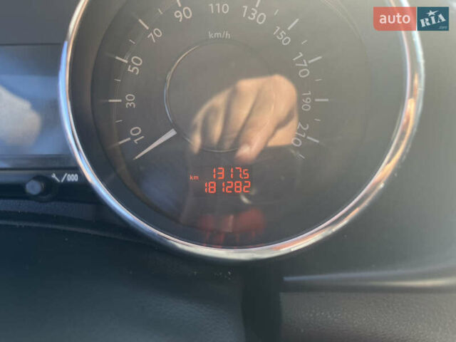 Сірий Пежо 3008, об'ємом двигуна 1.6 л та пробігом 181 тис. км за 13508 $, фото 8 на Automoto.ua